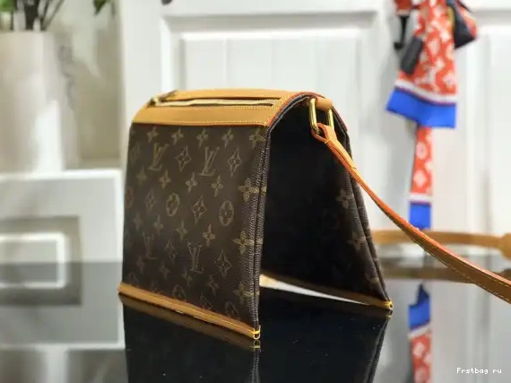 Frstbag ru VUITTON SLANTING LOUIS 0605